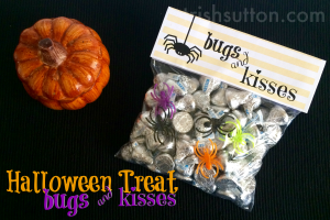 Bugs & Kisses Halloween Treat Free Printable by TrishSutton.com