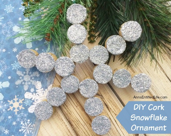 20 Handmade Christmas Tree Ornaments by TrishSutton.com; I absolutely love handmade ornaments and invited a few other creators who love handmade ornaments to share their favorites with you and me. 
