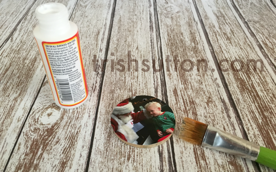 DIY Wooden Disc Photo Ornament Trish Sutton