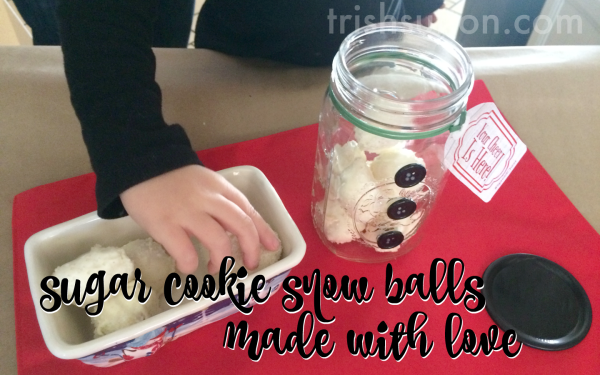 Spread Cheer With Betty Crocker; Sugar Cookie Snowball Recipe & Giveaway. Recipe by Trish Sutton, #SpreadCheer Giveaway sponsored by Betty Crocker.