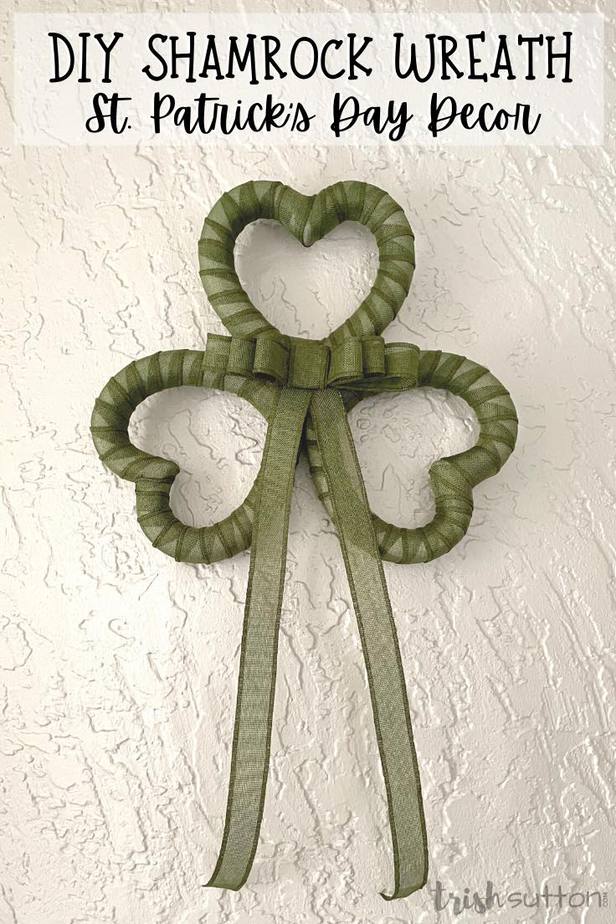 Transform three hearts into a clover! Create a front door welcome with this simple DIY shamrock wreath St. Patrick's Day decor.