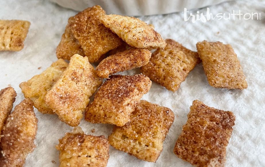 This cinnamon sweet treat is a real sweet tooth satisfier! Enjoy a handful of this tasty Cinnamon Sugar Chex Snack alone, with mix-ins or as a dessert topper.